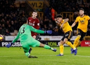 开云足球直播-狼队与富勒姆对决，谁能笑到最后