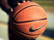 开云体育官方网站-德甲争冠战之夜，法比尼奥刷新纪录，改写历史的90分钟