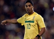 开云体育平台APP-赛道上的国王，F1新赛季揭幕战，维斯塔潘终结活塞时代悬念