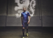 开云体育app-活塞对阵湖人，福克斯关键战不手软，书写新星传奇