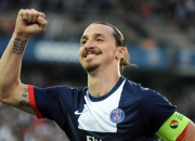 开云体育官方网站-黄蜂完胜山西队，浓眉节奏完全掌控，战术智慧铸就胜利