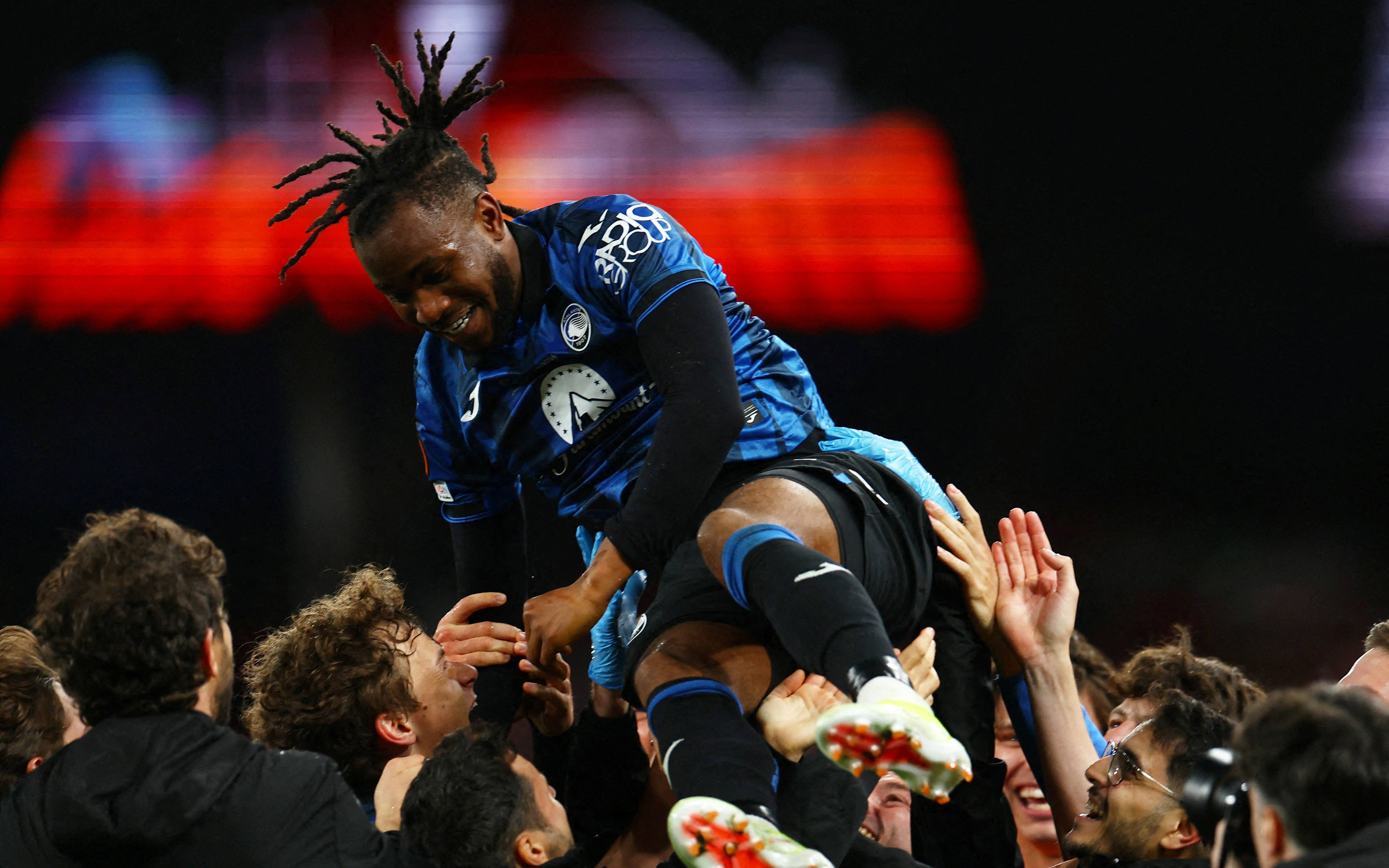 曼联爆冷勒沃库森，博格巴制霸全场的简单介绍