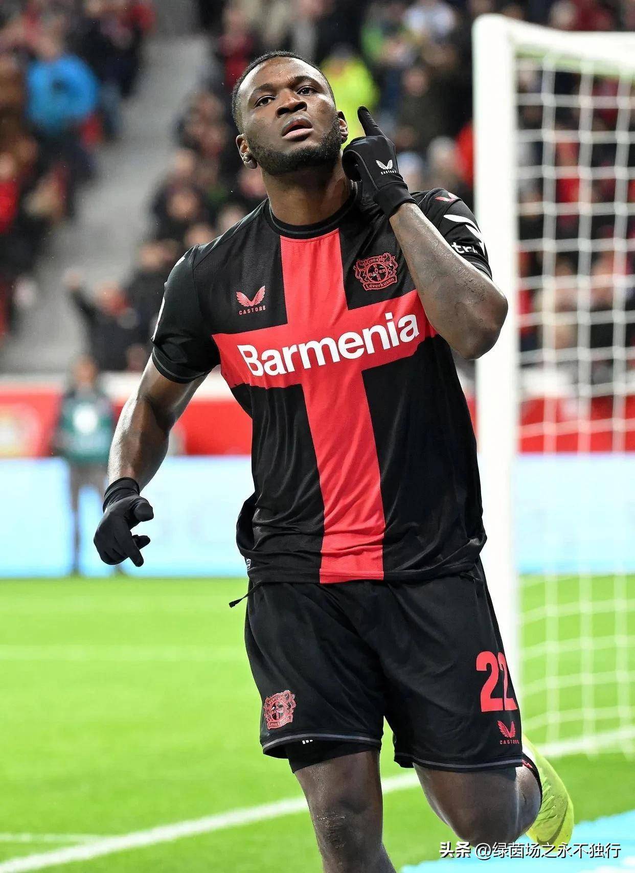 关于勒沃库森完胜塞维利亚，恩昆库高光表现的信息