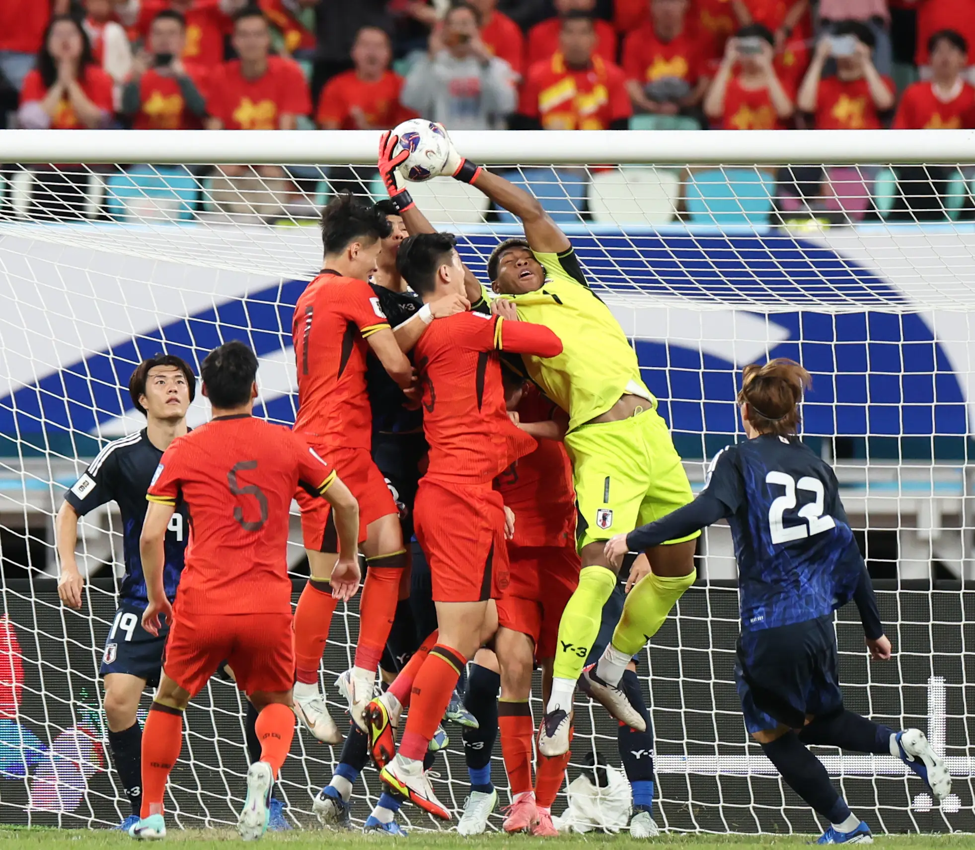 国际足球比赛中中国队展现出色