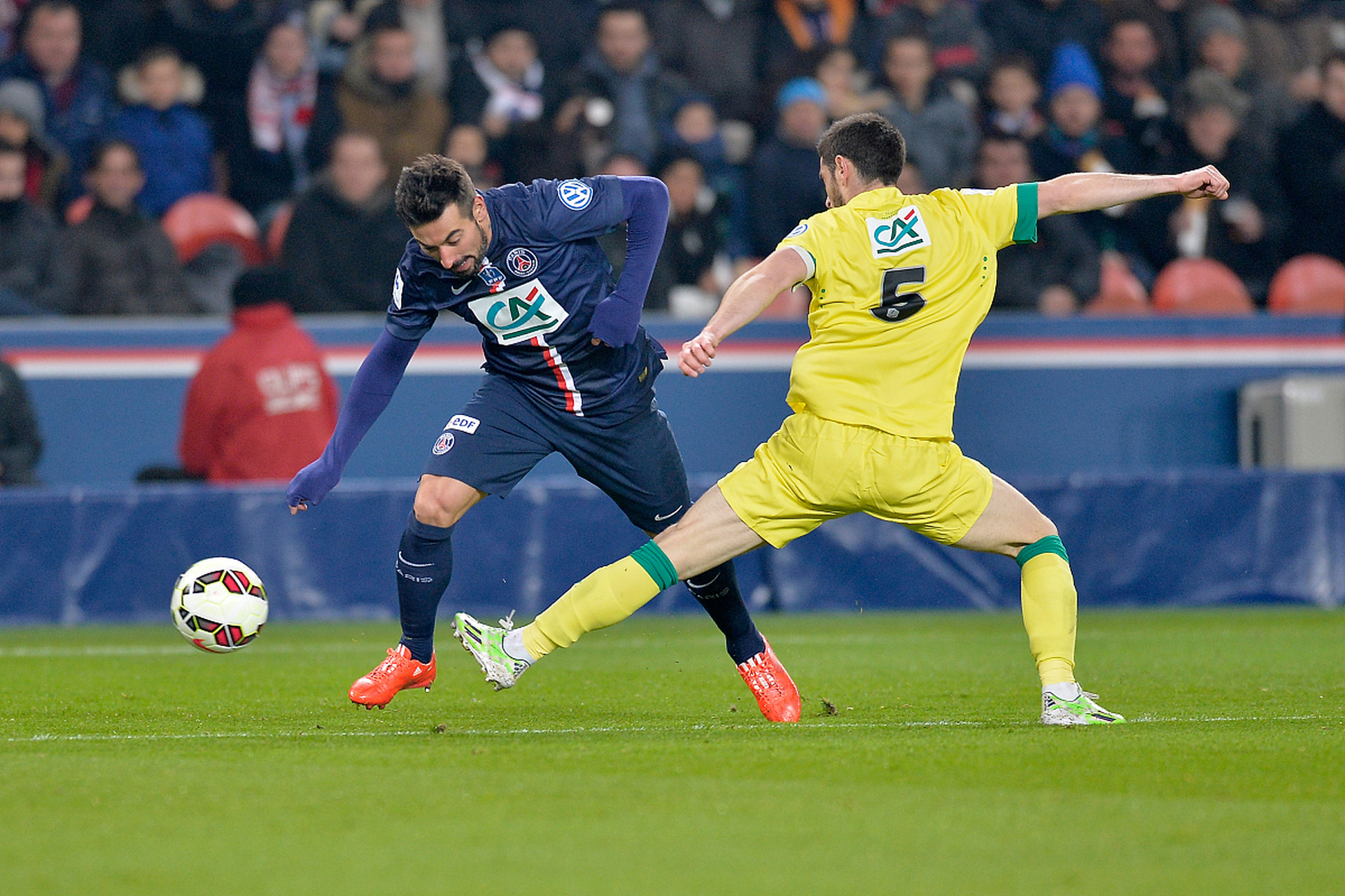里昂客场遭遇南特,胜负难料的简单介绍 里昂客场遭遇南特,胜负难料的简单介绍