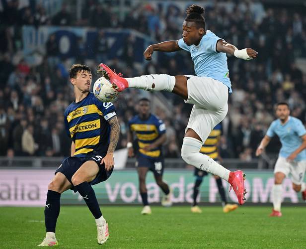 关于热那亚客场惜平帕尔马，保级形势严峻的信息