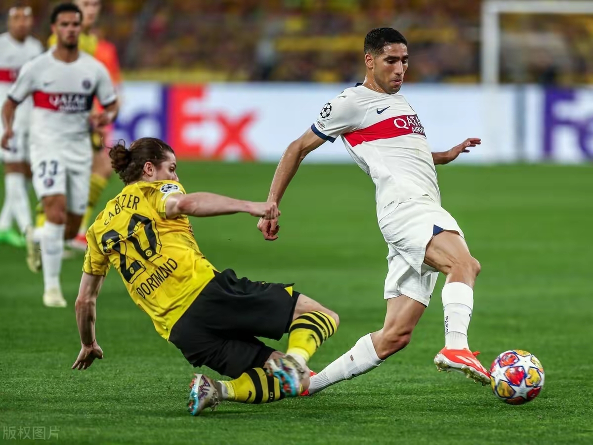 关于多特蒙德击败对手，新赛季表现逐渐回升的信息