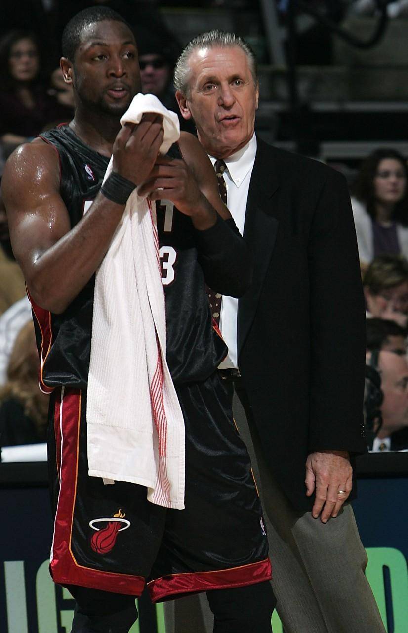 热火豪取五连胜，韦德状态火热