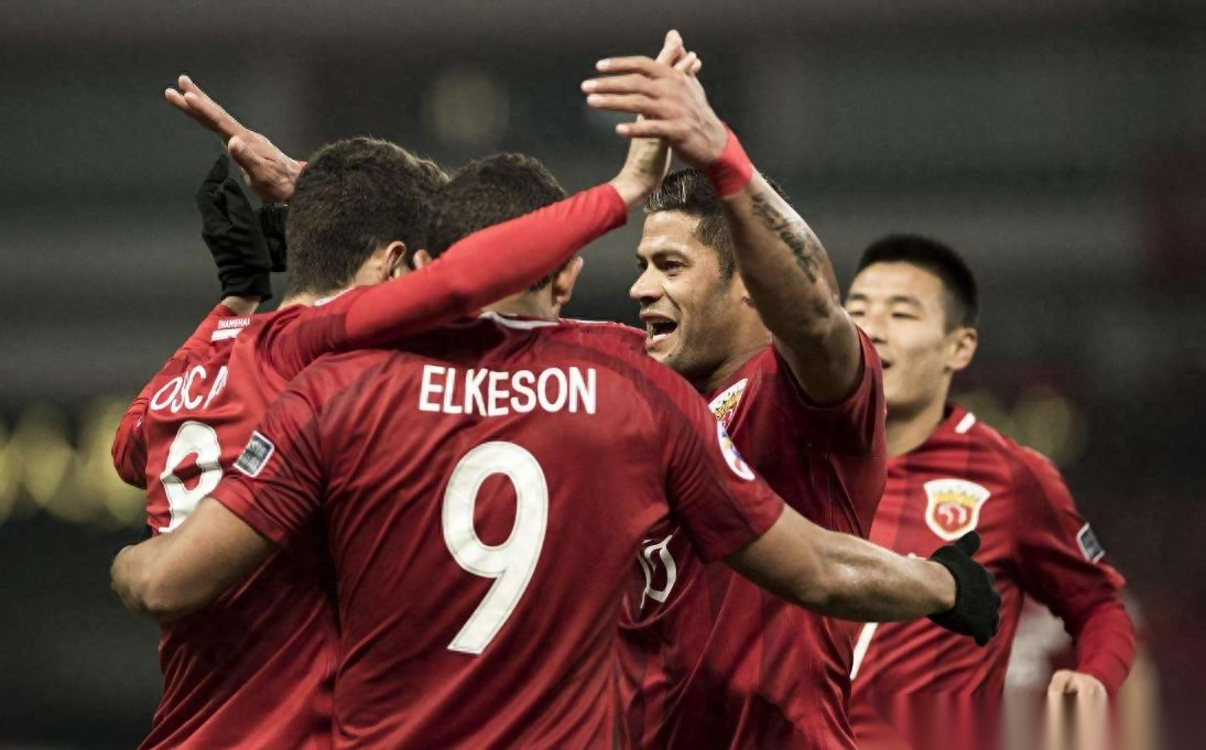 恒大悍将压阵，对阵上港准备全力