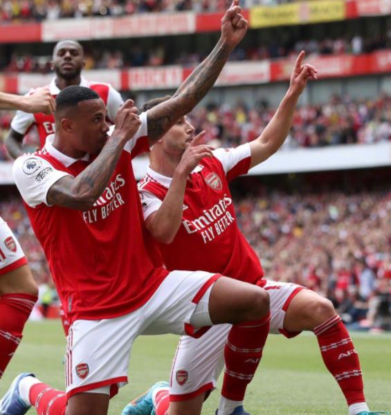 阿森纳全取三分,升入积分榜前列的简单介绍 阿森纳全取三分,升入积分榜前列的简单介绍