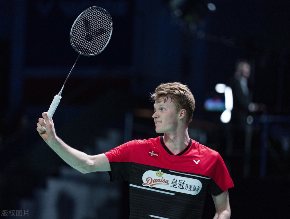 法国队鏖战丹麦队，李梓嘉扛起全队