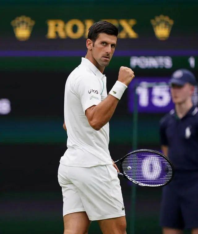 世界网球队逆转法国网球队，费德勒完成帽子戏法的简单介绍